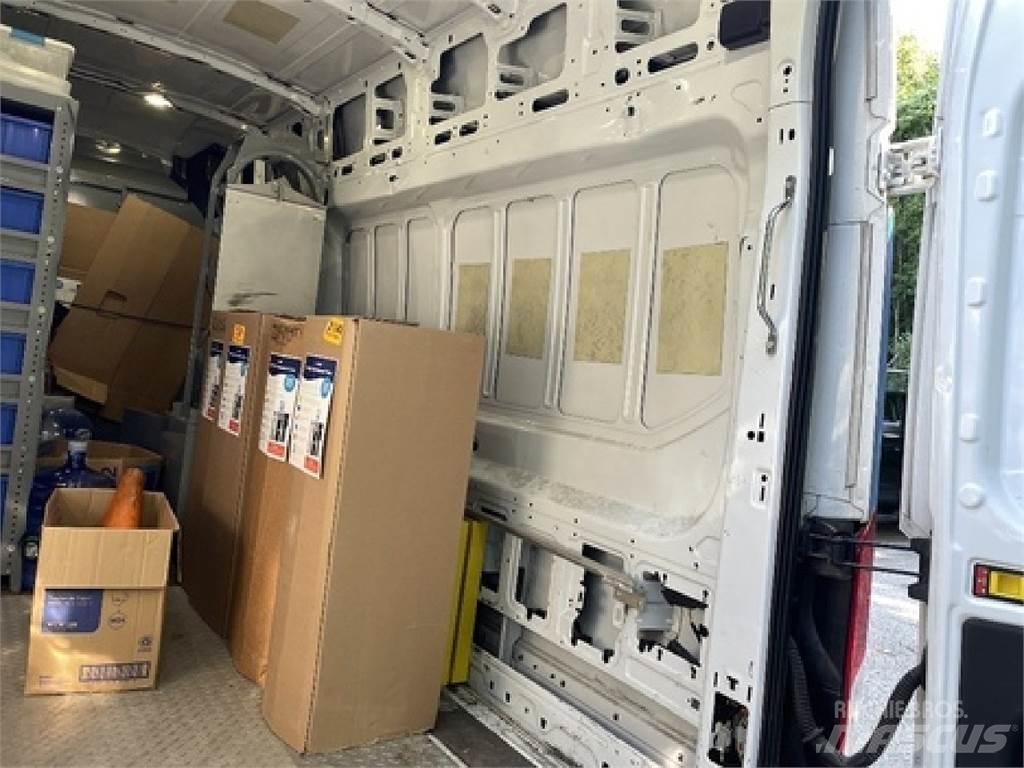 Ford TRANSIT Preču pārvadāšanas furgoni