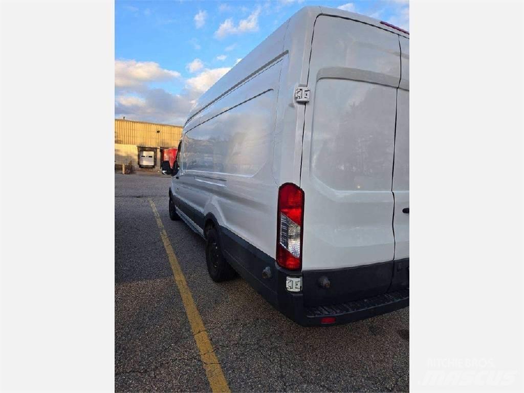 Ford TRANSIT Preču pārvadāšanas furgoni