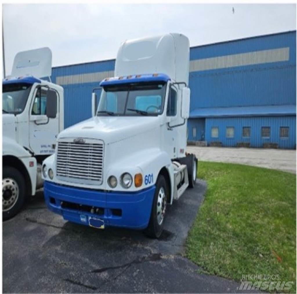 Freightliner C120 Vilcēji