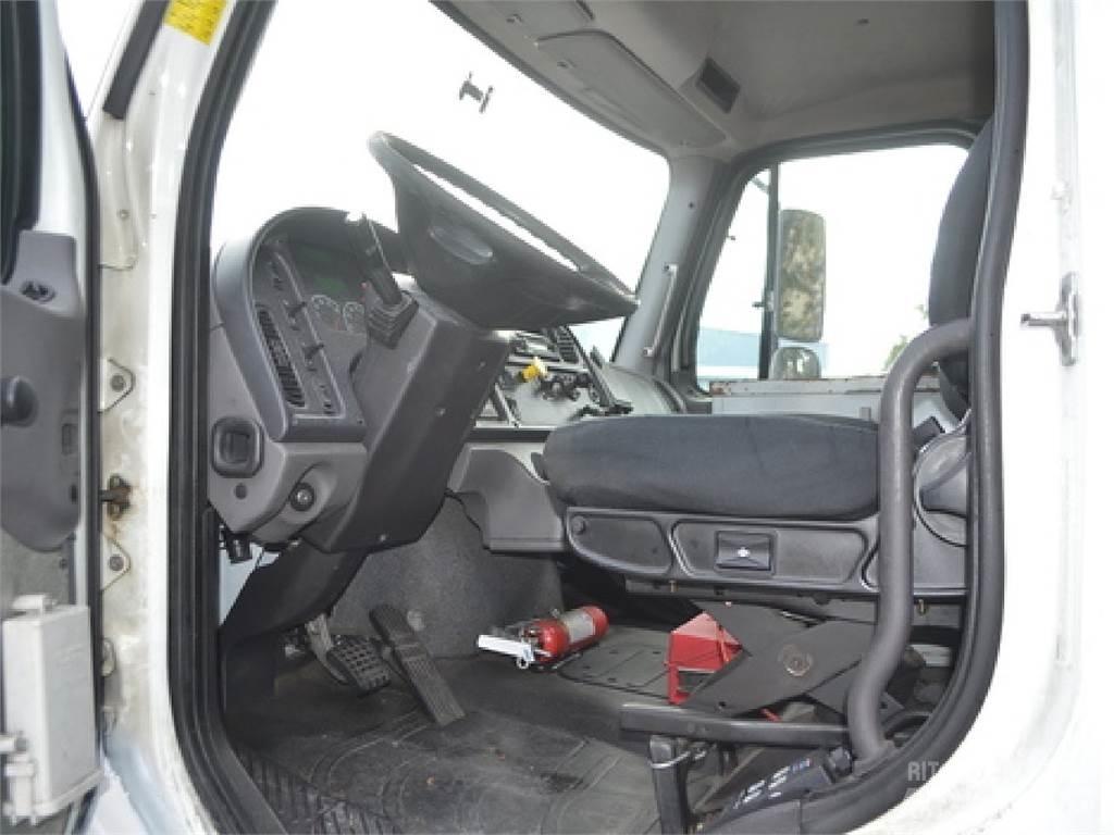 Freightliner M2 Dzērienu piegāds kravas mašīnas