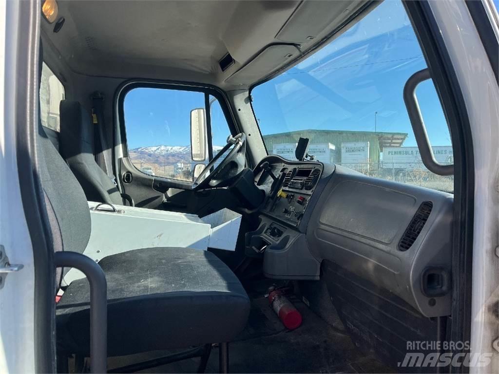 Freightliner M2 Dzērienu piegāds kravas mašīnas