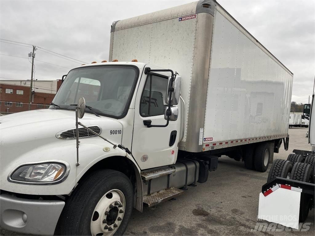 Freightliner M2 Furgons