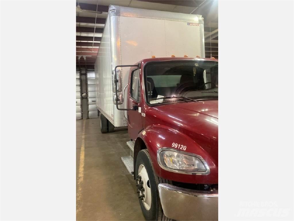 Freightliner M2 Furgons