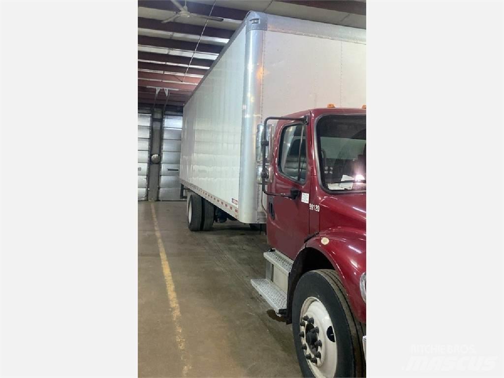 Freightliner M2 Furgons