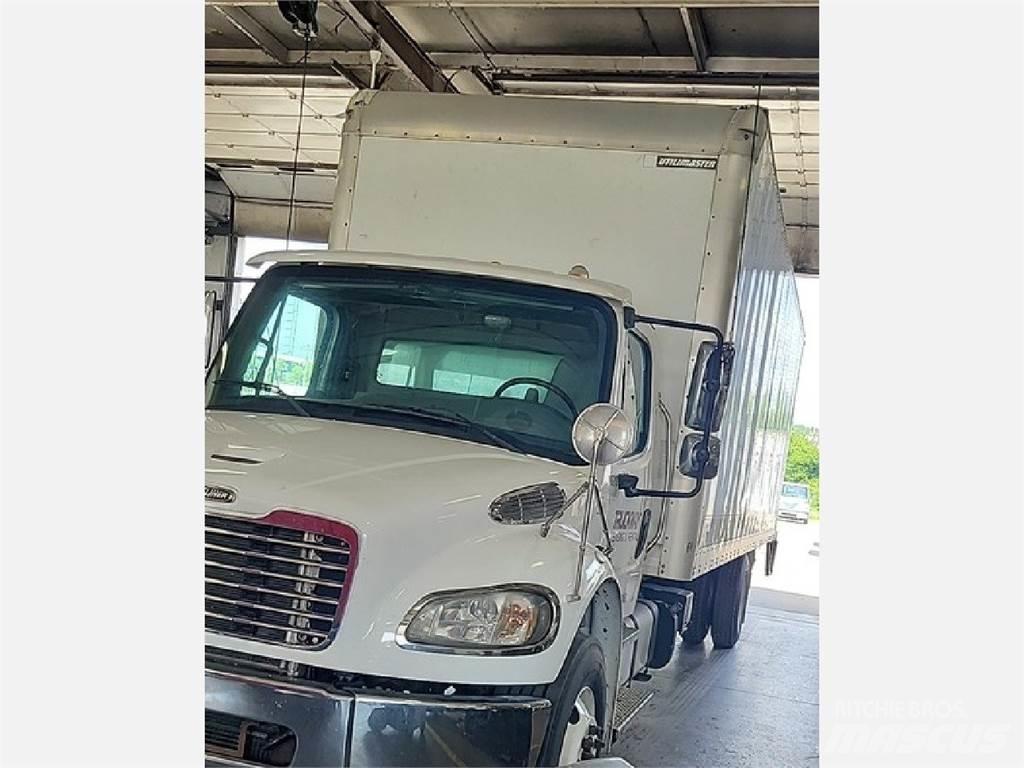 Freightliner M2 Furgons