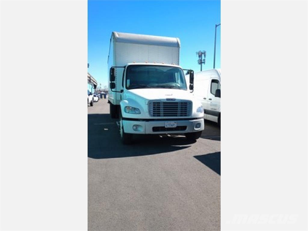 Freightliner M2 Furgons