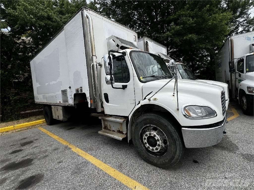 Freightliner M2-106 Furgons