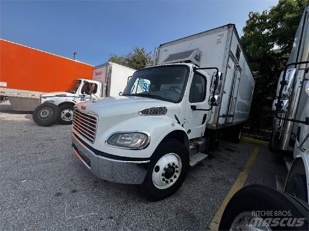 Freightliner M2-106 Furgons