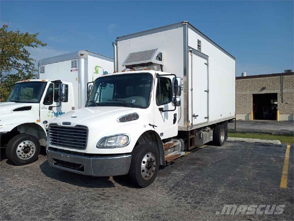 Freightliner M2-106 Furgons