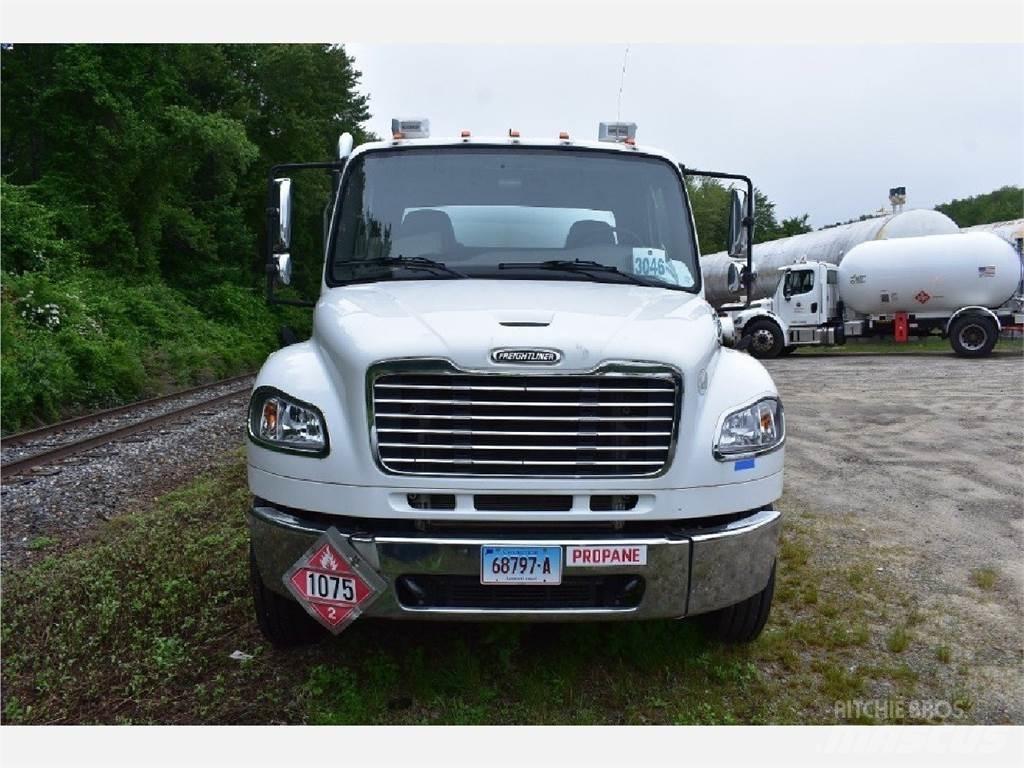 Freightliner M2-106 Citi