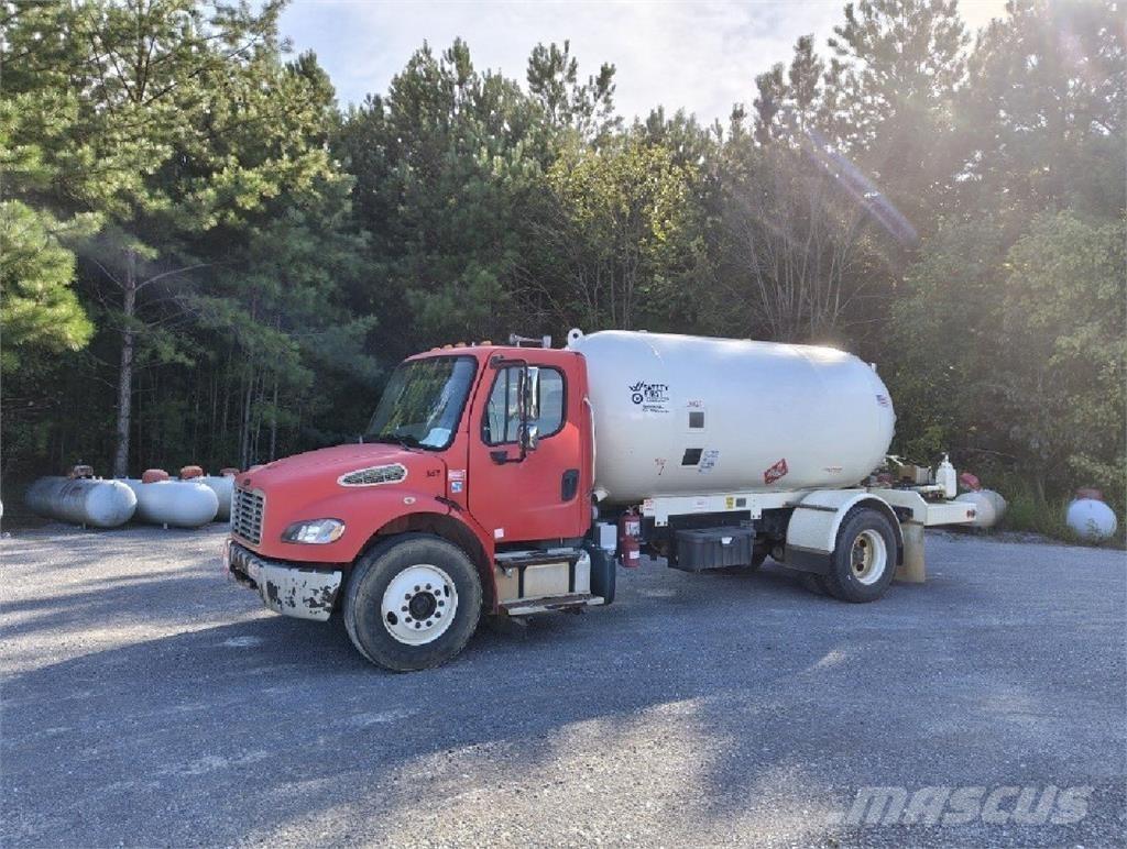 Freightliner M2 106 Citi