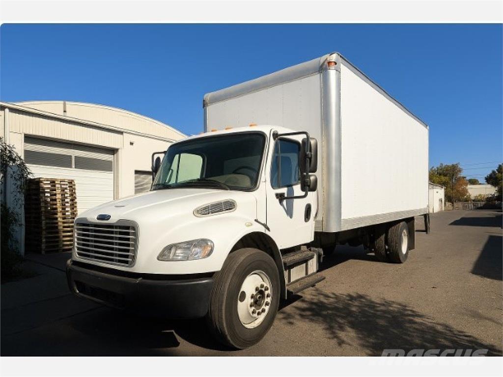Freightliner M2 106 Furgons