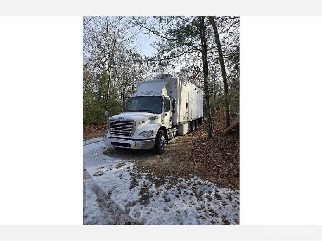 Freightliner M2-112 Furgons