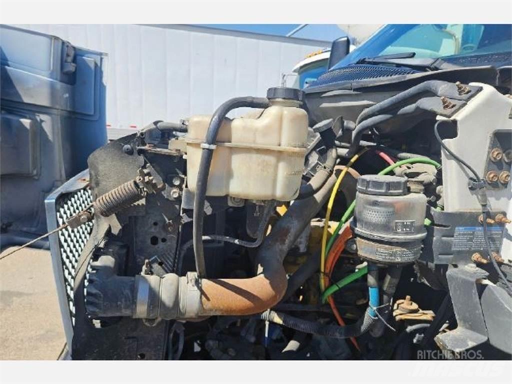 GMC C7500 Furgons