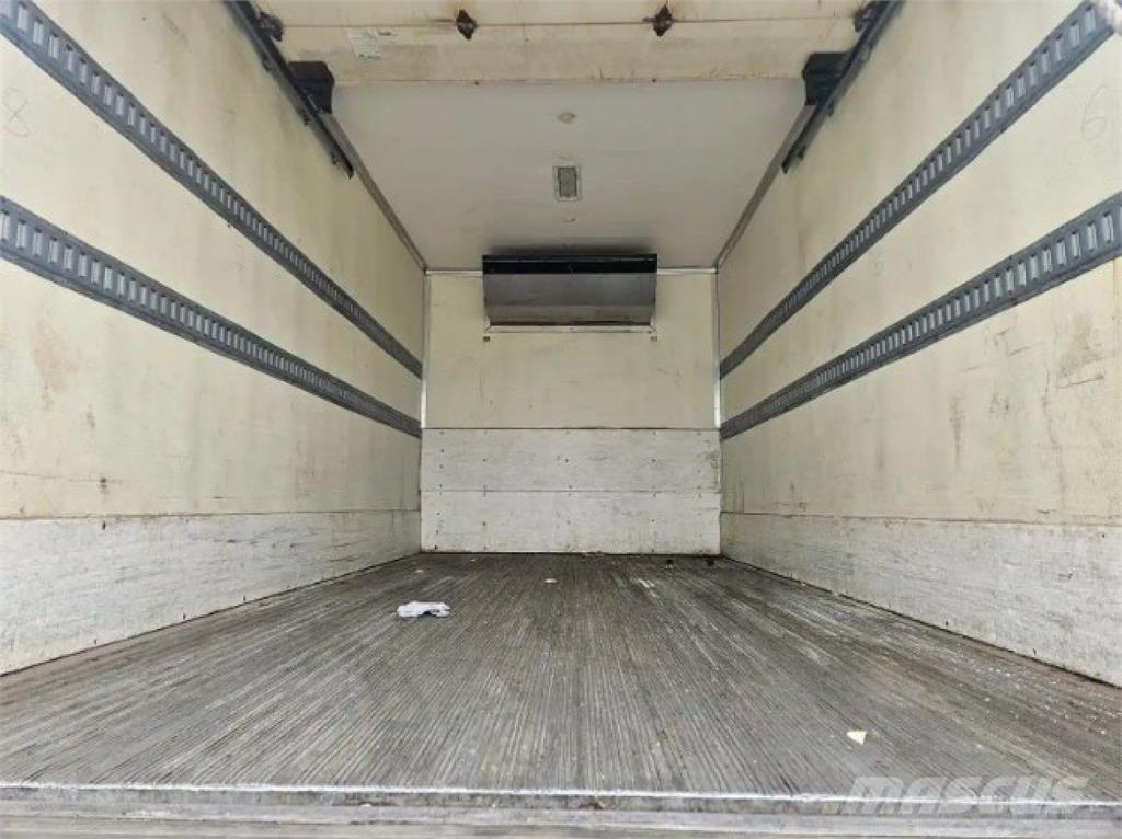 Hino 195 Kravas automašīnas - refrižeratori