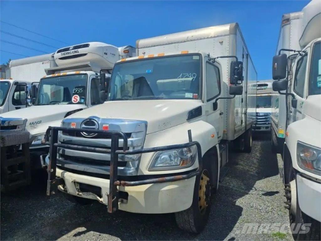 Hino 268 Furgons