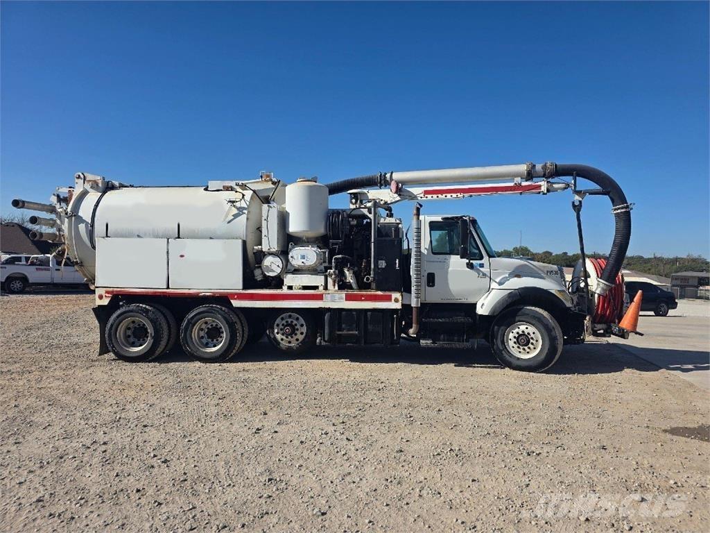 International 4400 Citi