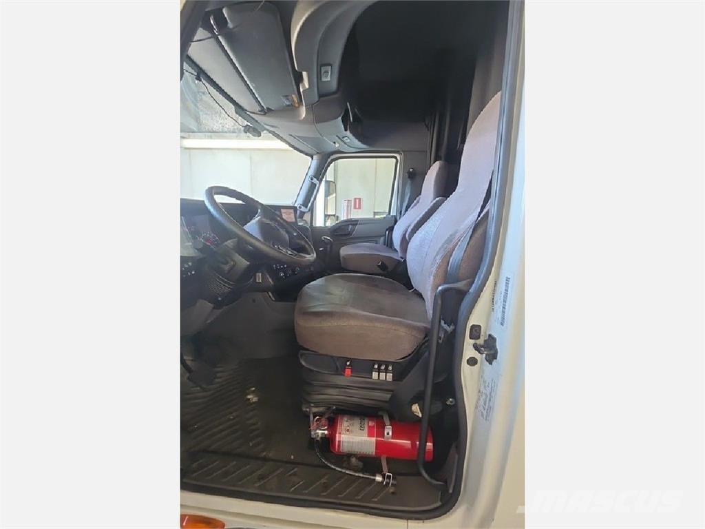 International LT Vilcēji