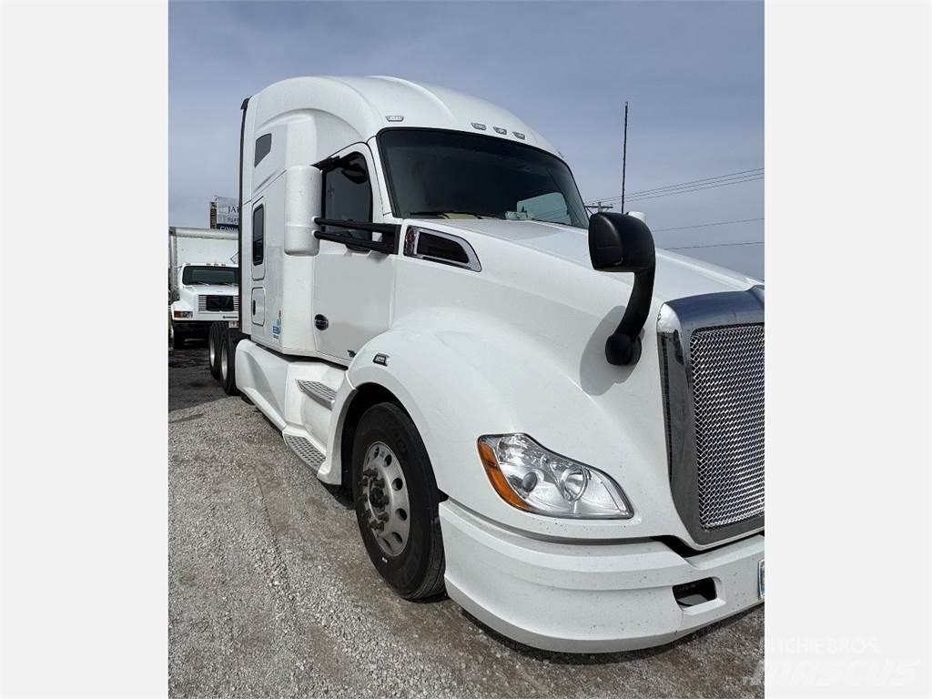 Kenworth T680 Vilcēji