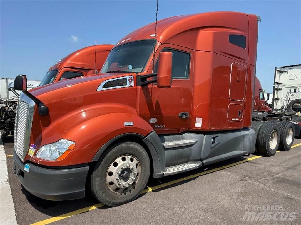 Kenworth T680 Vilcēji