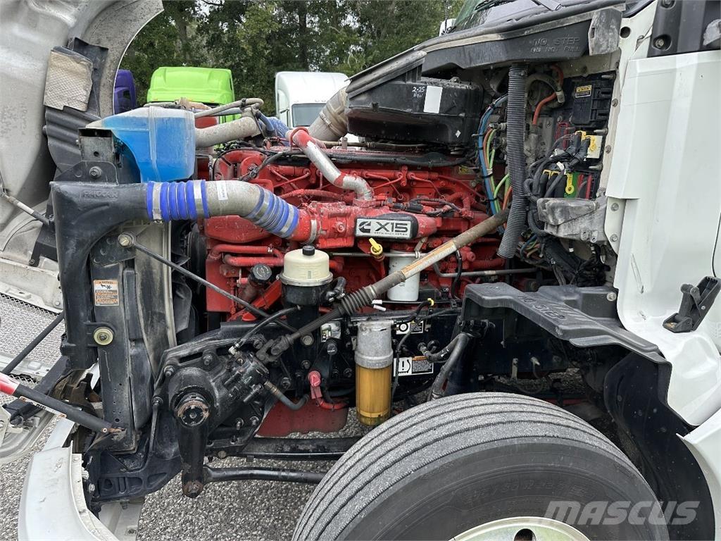 Kenworth T680 Vilcēji