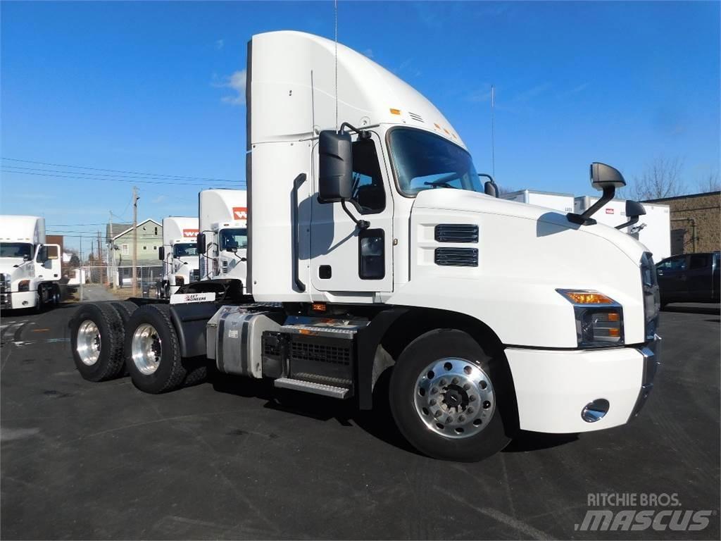 Mack AN64T Vilcēji