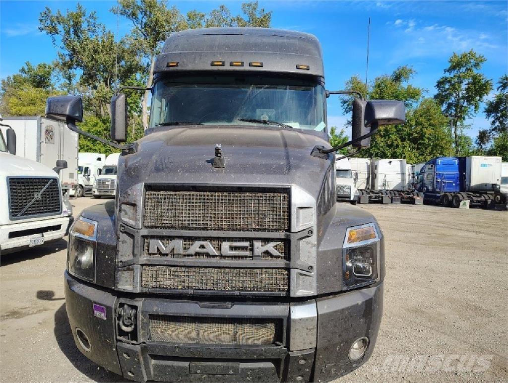 Mack Anthem 64T Vilcēji