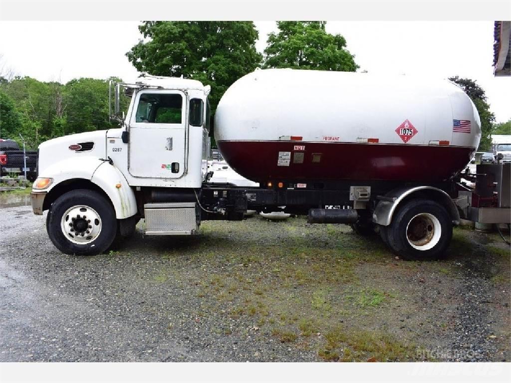 Peterbilt 335 Citi