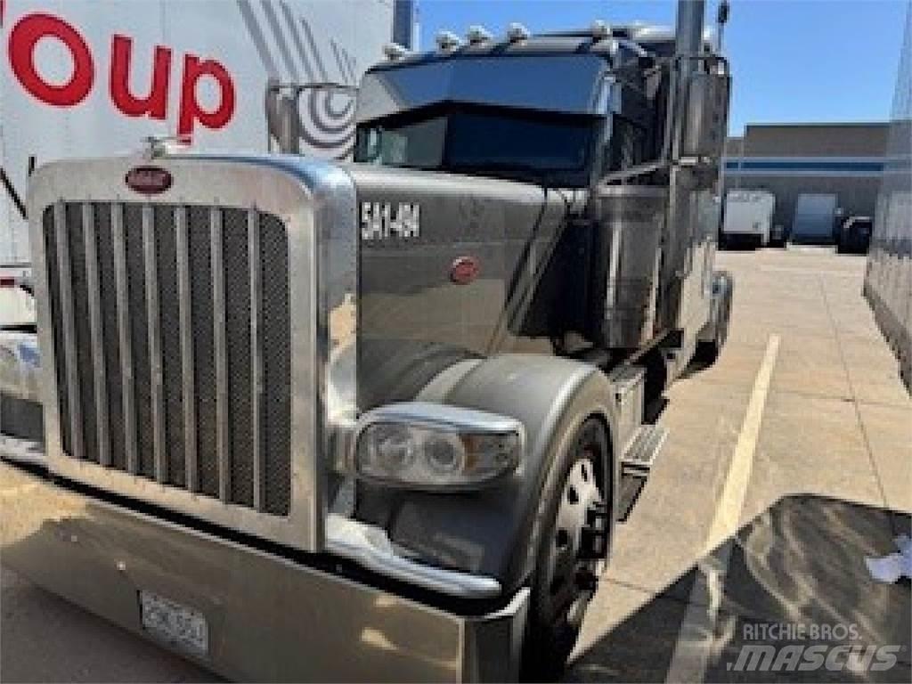 Peterbilt 389 Vilcēji