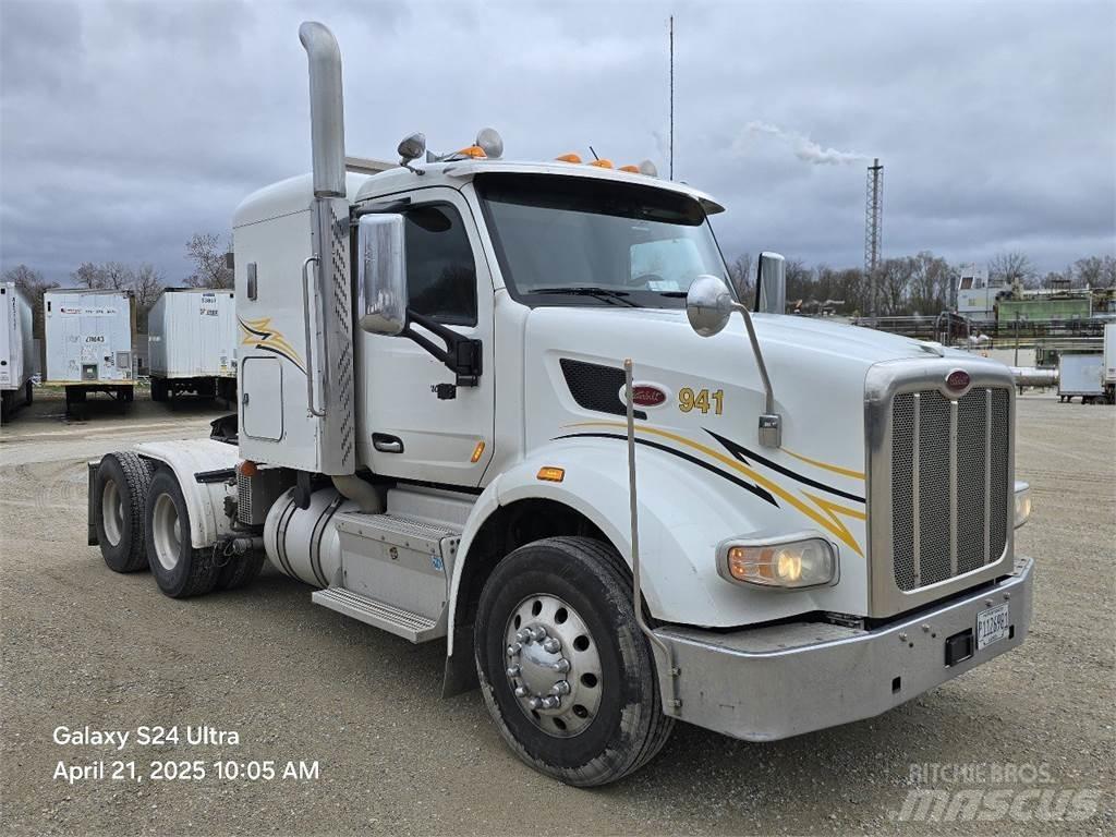 Peterbilt 567 Vilcēji