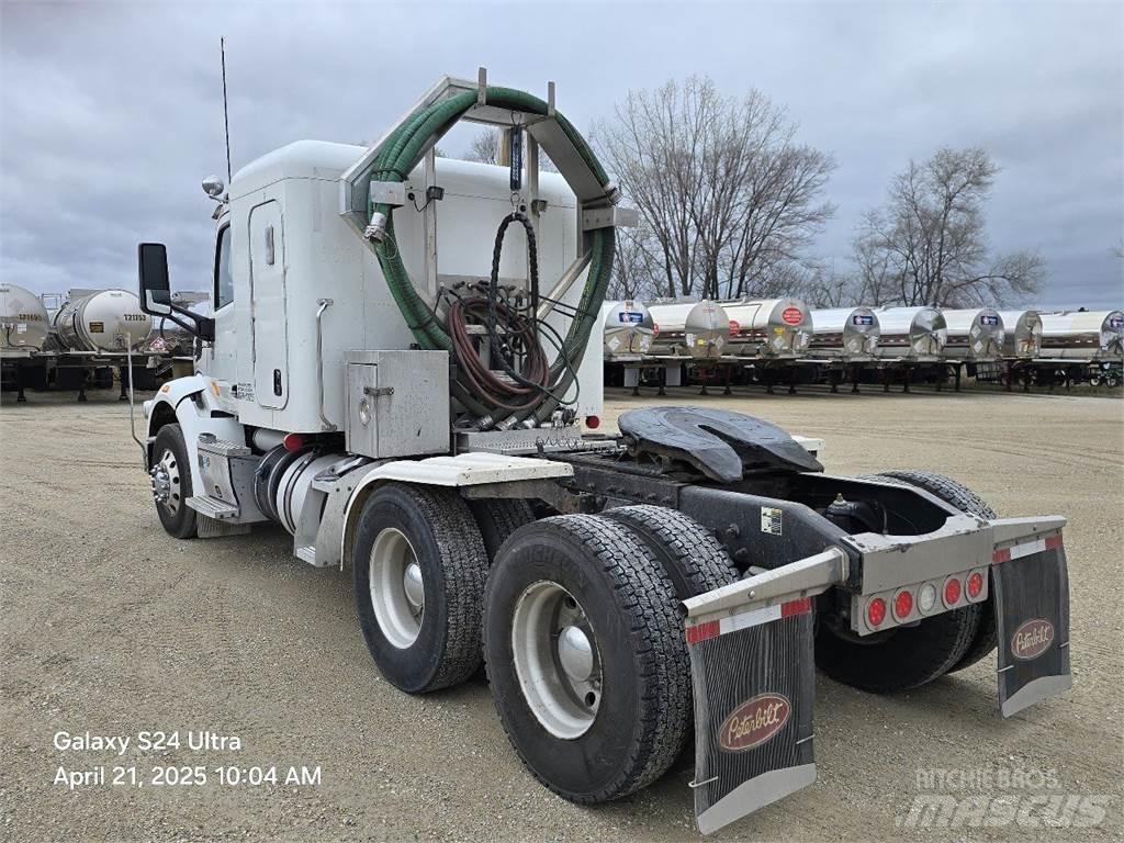 Peterbilt 567 Vilcēji