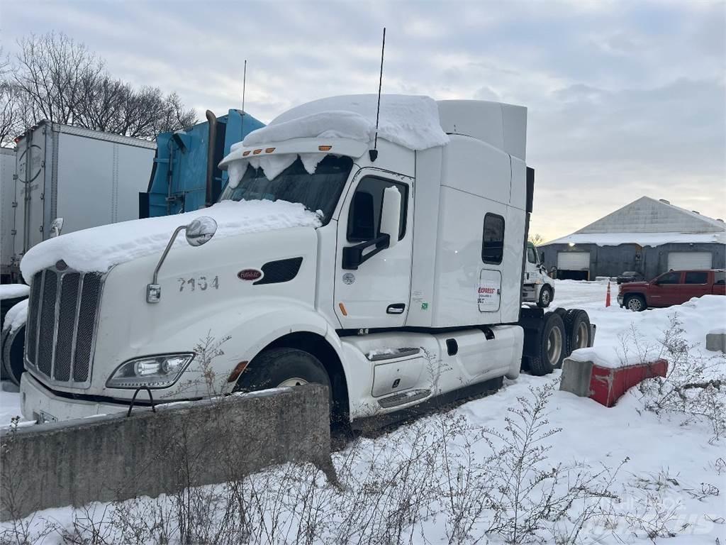Peterbilt 579 Vilcēji