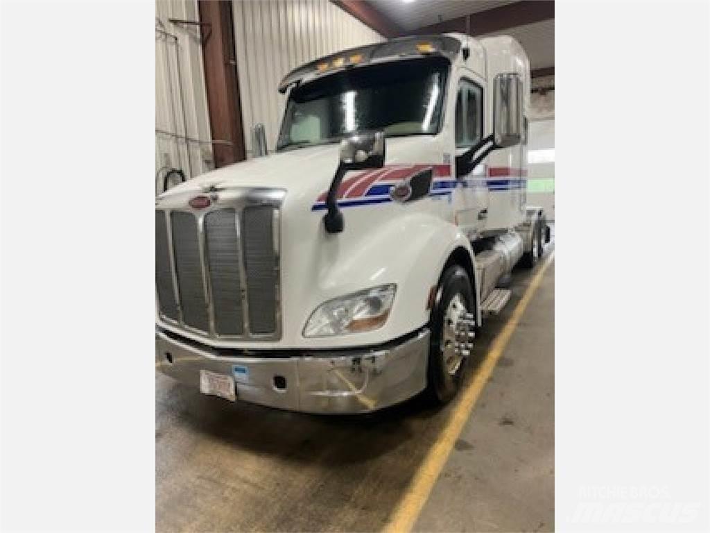 Peterbilt 579 Vilcēji