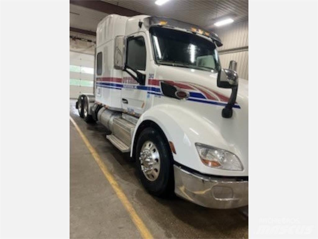 Peterbilt 579 Vilcēji