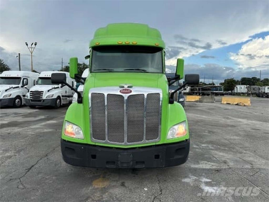Peterbilt 579 Vilcēji