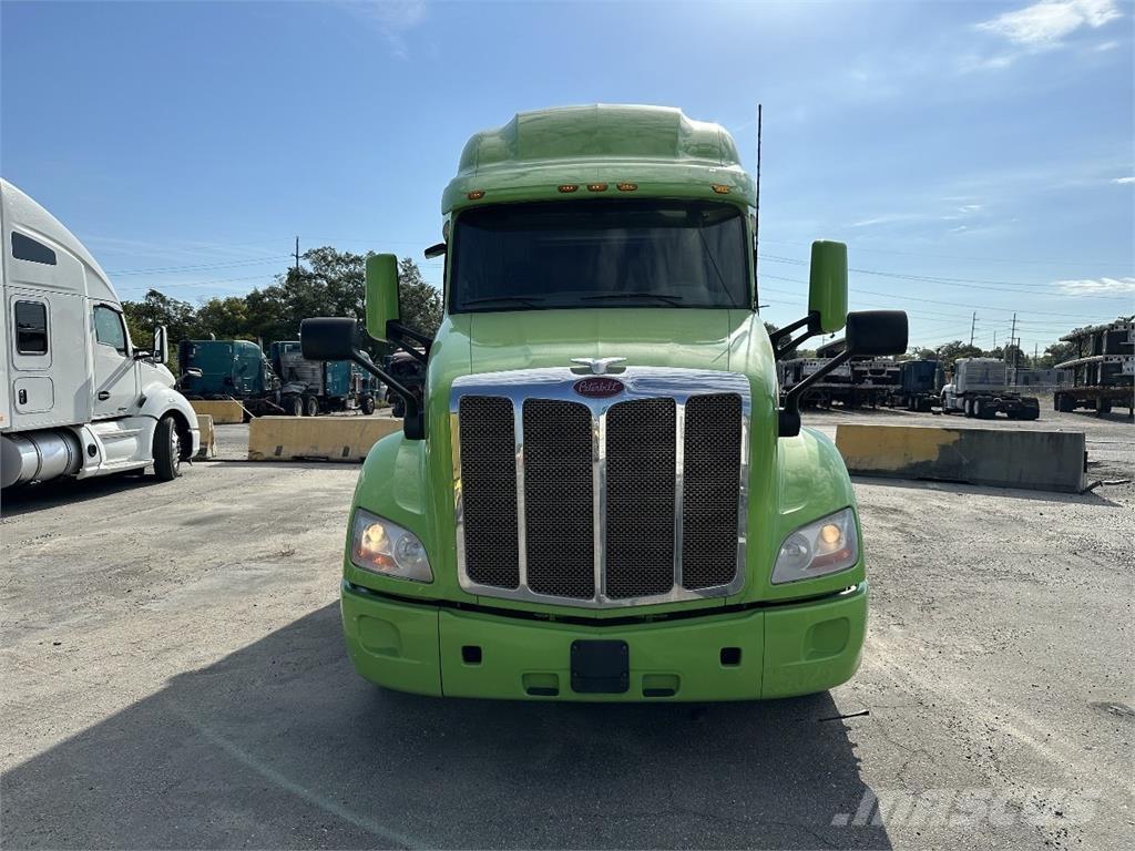 Peterbilt 579 Vilcēji