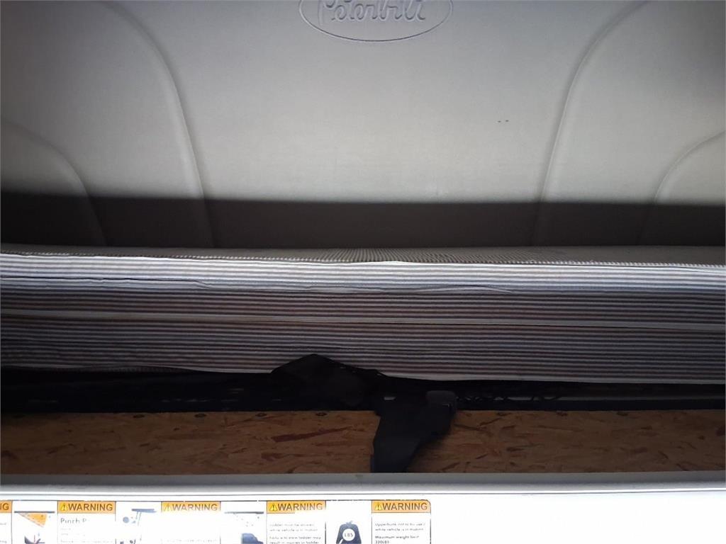 Peterbilt 579 Vilcēji