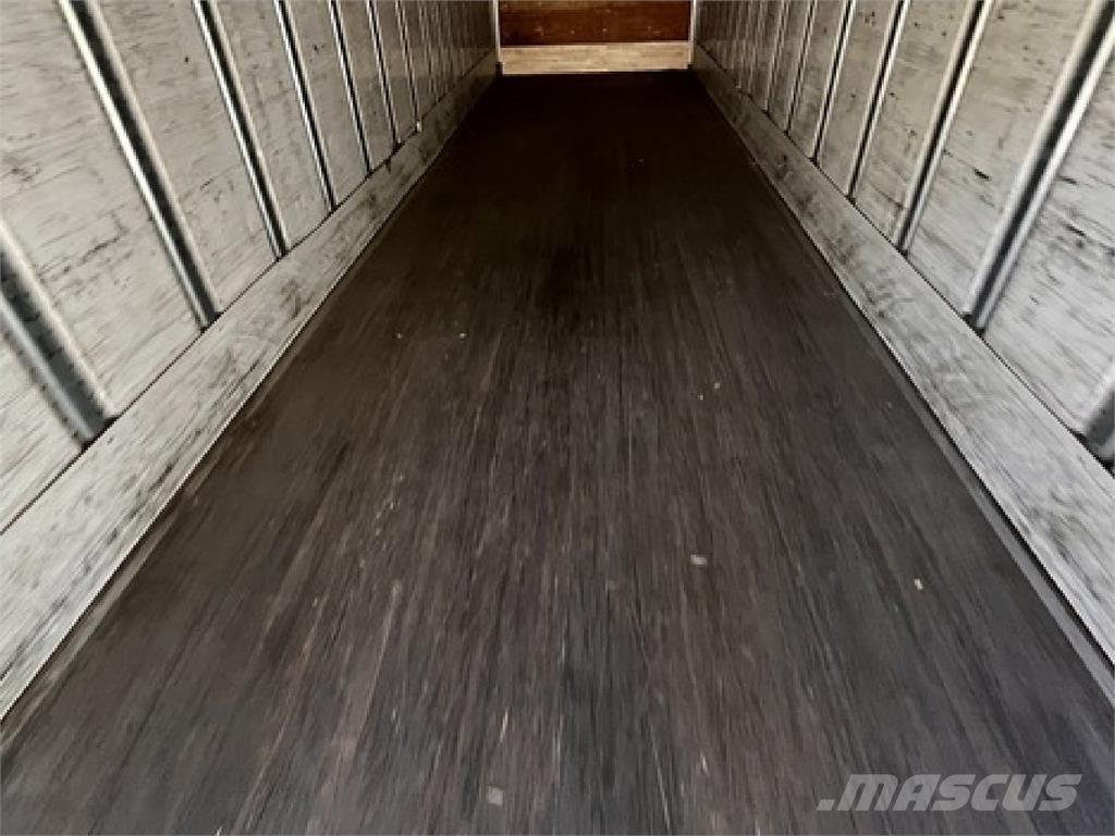 Utility VS2DX 36' Furgons