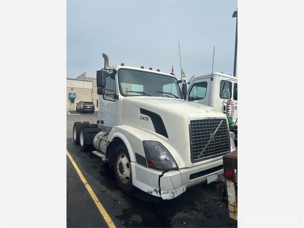 Volvo VNL300 Vilcēji
