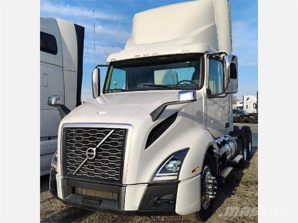 Volvo VNL300 Vilcēji
