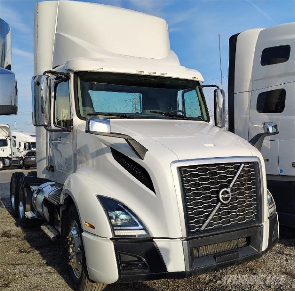 Volvo VNL300 Vilcēji