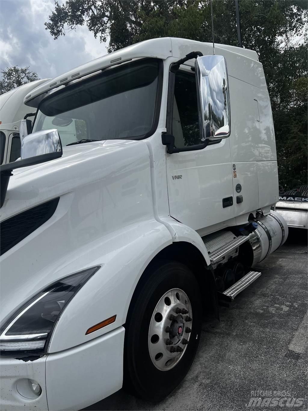 Volvo VNR64T640 Vilcēji