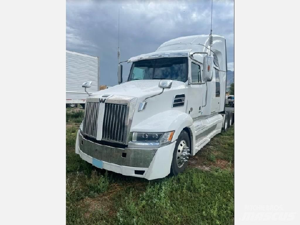 Western Star 5700XE Vilcēji