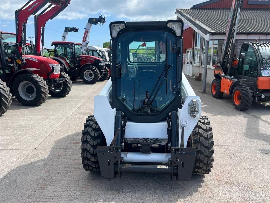 Bobcat S550 Lietoti riteņu kompaktiekrāvēji