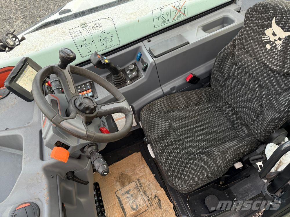 Bobcat TL30.70 Teleskopiskie manipulatori