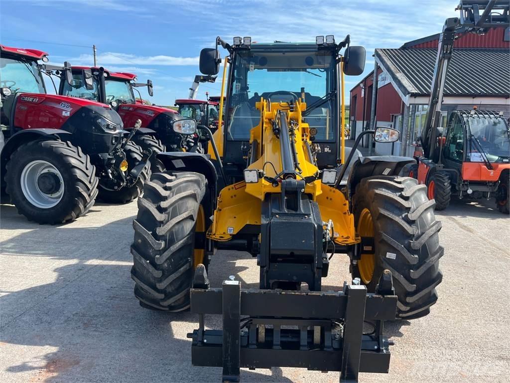 JCB TM320S Teleskopiskie manipulatori