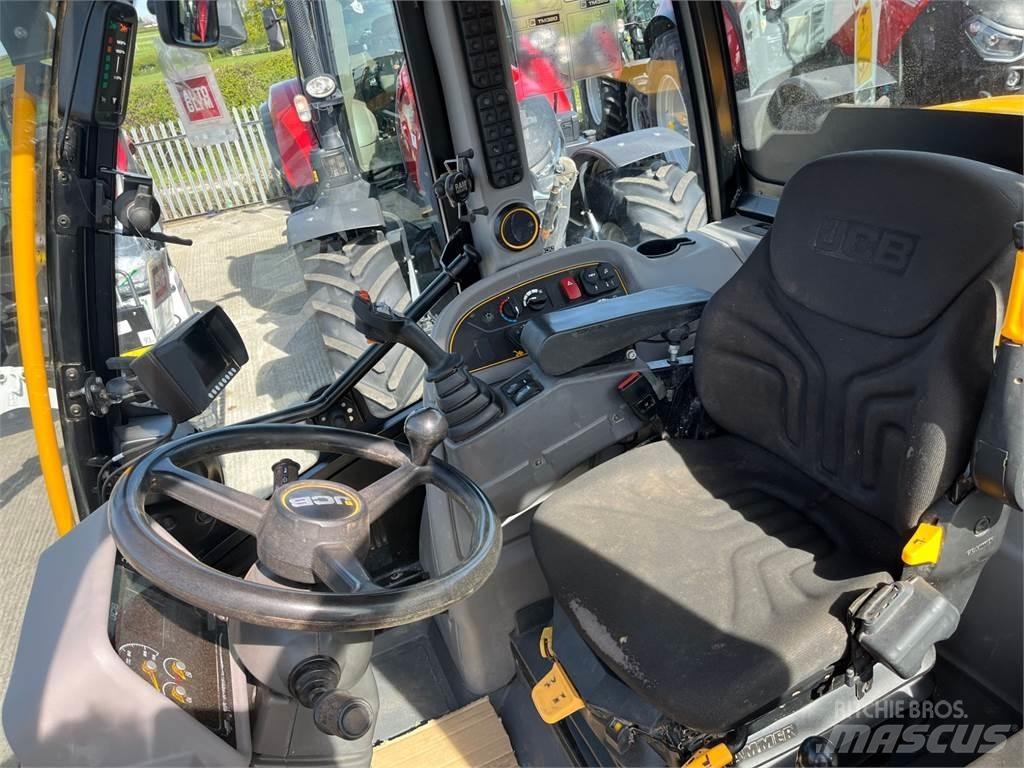 JCB TM320S Teleskopiskie manipulatori