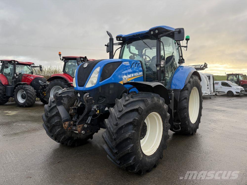 New Holland T7.225 Traktori