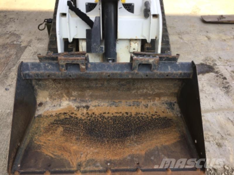 Bobcat MT100 Lietoti riteņu kompaktiekrāvēji