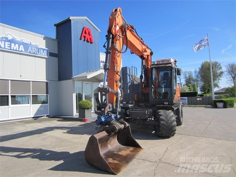 Doosan DX140W-3 Ekskavatori uz riteņiem